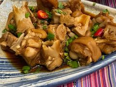 -香巴拉云南餐厅(华莱坞店)