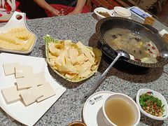 -嘎洒汤锅·花腰傣美食