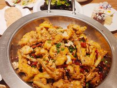 -小鱼小牛·鱼牛干锅·脆鱼火锅(世欧广场店)