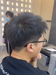 -苏豪美发S A L O N烫发染发