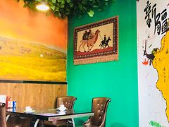 卡座-木卡买提新疆餐厅·清真(新里海顿公馆店)