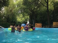 -热带风暴水上乐园(新镇路)