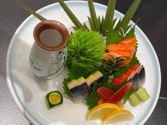 -鼎泰亨·海鲜牛肉餐厅(滨江店)