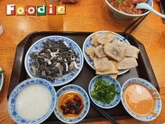 -门框胡同百年卤煮(新街口店)