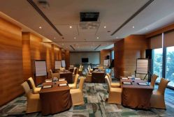 点击看大图 -金茂深圳JW万豪酒店·宴会厅