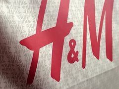 -H&M(鹏欣水游城店)