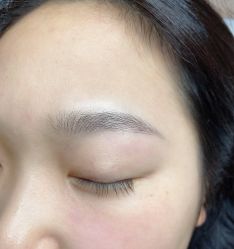 -本小姐美学·半永久纹眉野生眉