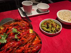 -龙巢盱眙龙虾·牛蛙·烧烤宵夜(八卦岭店)