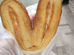 蝴蝶酥-长发西饼(临顿路店)