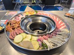 -哈哈碳都·牛肋条无限自助烤肉(台江万达店)