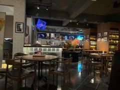 -JINNS锦时 steak&pizza(浸信会礼拜堂旧址店)