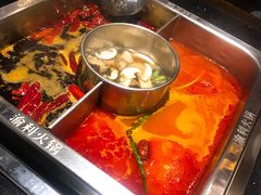 -渝利重庆火锅