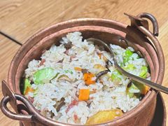 -一坐一忘云南菜(嘉里中心店)