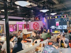 -马路牙子烧烤音乐酒馆(望京店)