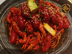 -肥肥虾庄·金牌油焖大虾(汉街SKP店)