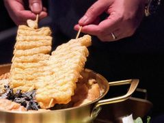 -Darling Queen·Mini·Live·House