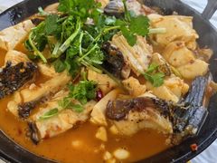 -万佛湖许老大铁锅鱼(黑金冠店)