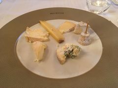 -Restaurant Paul Bocuse
