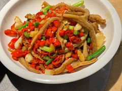 -陈大锅·岳阳鱼馆·地道岳阳菜(美食街店)