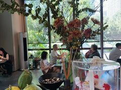 -九月里.自由花园餐厅