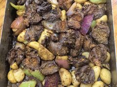 -老东镇啤酒屋海鲜加工·蒸汽海鲜·海鲜烧烤(台东店)