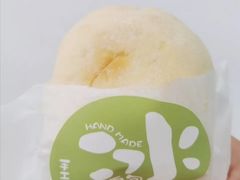 哈密瓜冰面包-富贵面包公司(运河店)