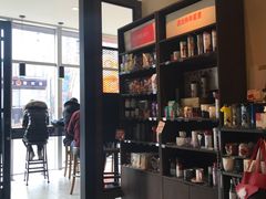 -星巴克臻选(威海威高广场店)