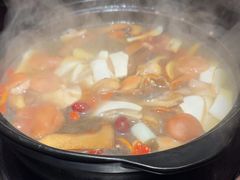 -芸鲜季·云南野生菌餐厅· 云南风物味研社(闵行店)