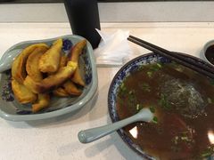 -老新隆牛肉锅贴(新街口店)