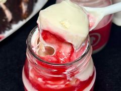 -HOT CRUSH趁热集合·现烤面包(上海环球港店)