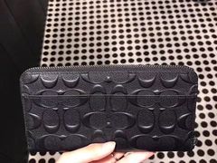 -COACH蔻驰(德基广场店)