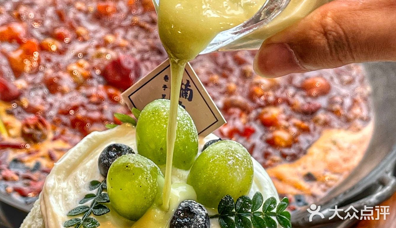 疫情过后你最想吃什么？ 想不想炫一顿热气腾腾的火锅🍲