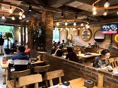 大堂-聚点串吧·北京烧烤(赵登禹路店)