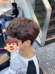 -藤野造型专业烫染接发