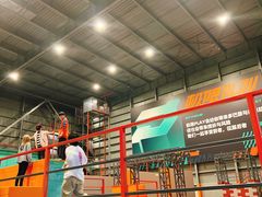 -极限PLAY运动娱乐新世界·团建派对潮玩休闲馆·室内蹦极高空游乐园