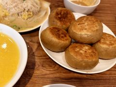 -清真吴记门钉肉饼·喜多利