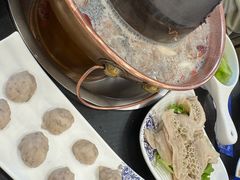 -楼外楼大刀肉传统火锅(西安大路店)