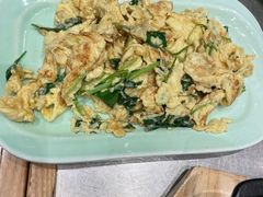葱油芥蓝炒鸡蛋-潮界(LU·ONE凯德晶萃广场店)