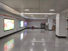 -常熟路(地铁站)