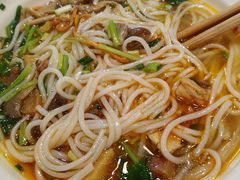 -黔阿牛菌汤牛肉粉全牛火锅(喷水池店)