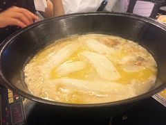 竹荪-鲜入围煮花胶鸡海鲜火锅