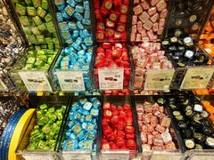 -VENCHI 闻绮(北京国贸商城店)