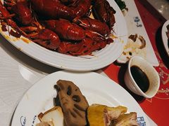 -四海一家自助餐(益田假日广场店)