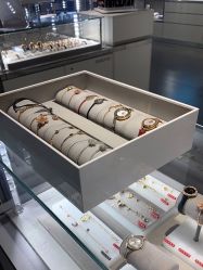 -SWAROVSKI(燕莎奥特莱斯店)