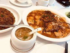 乾隆鱼头-乾隆美食·本帮菜(黄河路店)