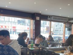 -川流不息·地道川菜·小龙虾(松东路店)