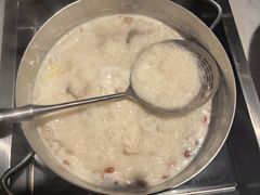 -尚尚仙·酸汤猪手·猪肚鸡火锅(华联万柳购物中心店)