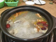 花旗参汤底-濠轩阁特色生蚝火锅(水湾路店)