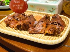 黄泥烧鸽-东口码头·烧鸽子·鱼头泡饼·地方菜(金鹰悦城店)
