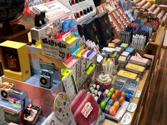 -猫的天空之城概念书店(杭州南宋御街店)